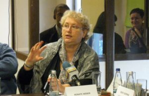 Avocatul Poporului cere lămuriri despre ordinul privind școala online: Cine plătește costurile pentru serviciile de internet?
