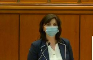 VIDEO Monica Anisie, la moțiunea din Parlament: Aș fi putut eu să rezolv în 7 luni ce nu au rezolvat ceilalți miniștri?