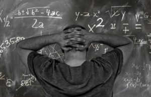 DEFINITIVAT 2021. Peste 8.800 de candidaţi participă, miercuri, la proba scrisă a examenului