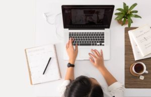 Sondaj UNICEF: O treime dintre elevi nu sunt mulțumiți de școala online