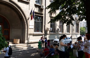 Cum arată declarația pe proprie răspundere a părinților pentru trimiterea copiilor la școală