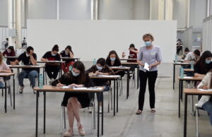 Universitățile, somate să completeze Registrul Matricol Unic