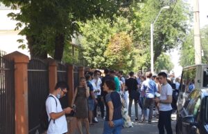 Definitivat 2020. Șapte din 10 profesori au obținut cel puțin media 8