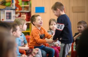 Creditul fiscal pentru educație timpurie, adoptat de Parlament/ Suma se scade din impozitul pe profit