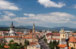 Școlile private depun plângere penală pentru localitățile unde s-au închis școlile/ Care sunt cele 8 argumente