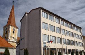 Primăria din Șelimbăr se transformă în școală de la 1 noiembrie