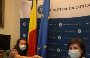 Monica Anisie ajută o elevă să plece în SUA: „E o onoare să te pot recomanda!”