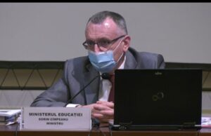 Cîmpeanu: Nu am înţeles niciodată trecerea în învăţământul preuniversitar la semestre VIDEO