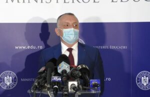 Federația Părinților: Prin vacanța forțată, Sorin Cîmpeanu a urmărit reducerea costurilor