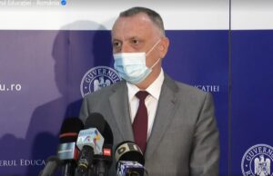 Se măresc salariile profesorilor din 2022? Ce spune Sorin Cîmpeanu