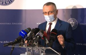 Sorin Cîmpeanu anunță controale în școlile unde a crescut brusc vaccinarea în ultima vreme