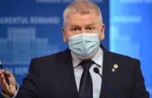 Acuzat de plagiat, Florin Roman acuză forțele oculte pentru „atacuri”