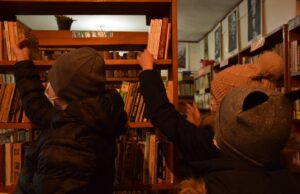 Ziua Națională a Lecturii: Șase din 10 școli comunale nu au bibliotecă școlară