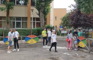 Cîmpeanu: Nu este acceptabil să existe vreo şcoală în care copiii să stea în frig în clasă